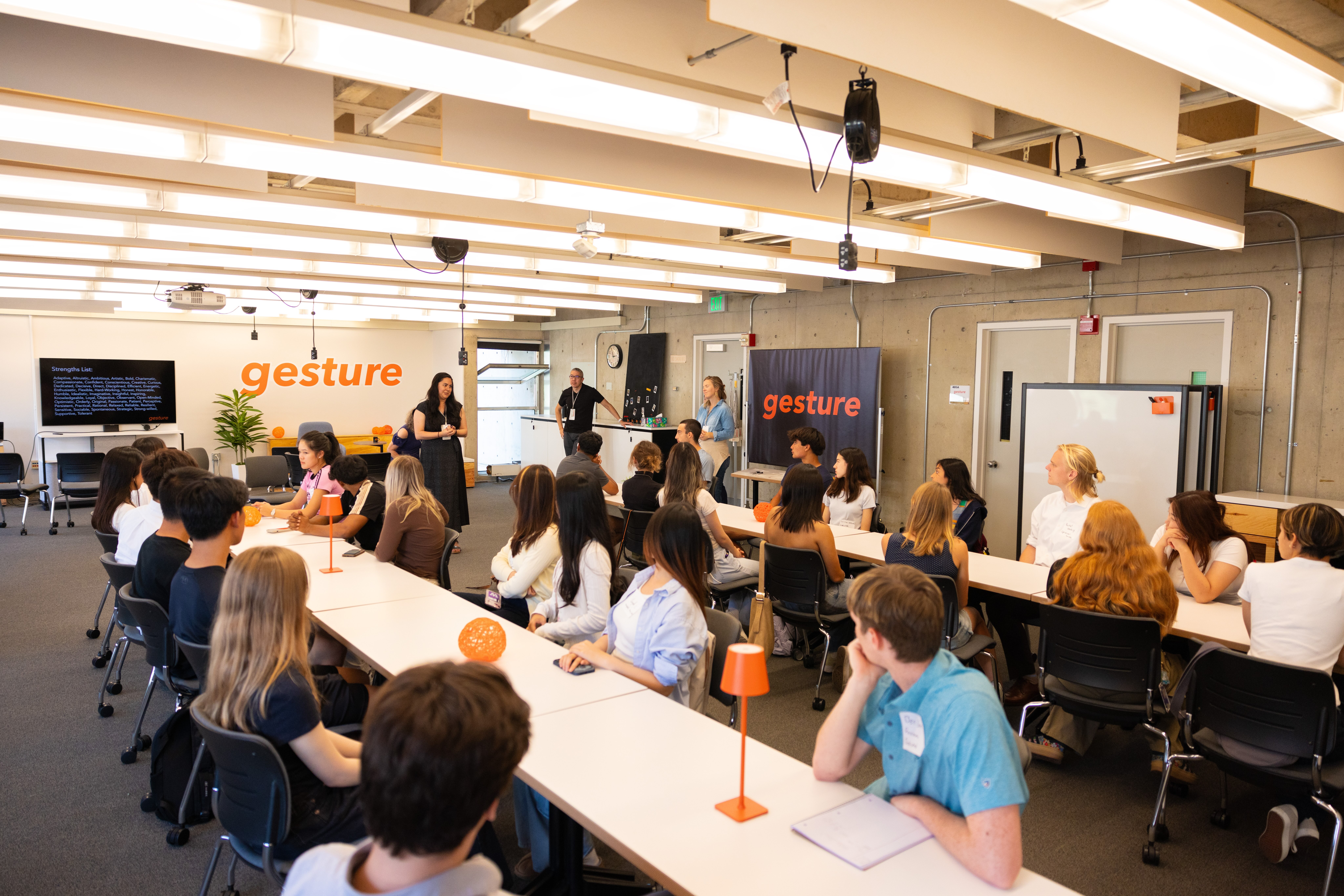 Student workshop in the gesture space.